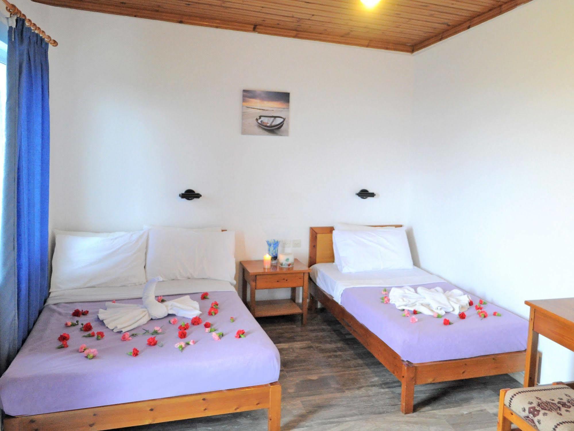 Greta Beach Anissaras Exterior photo